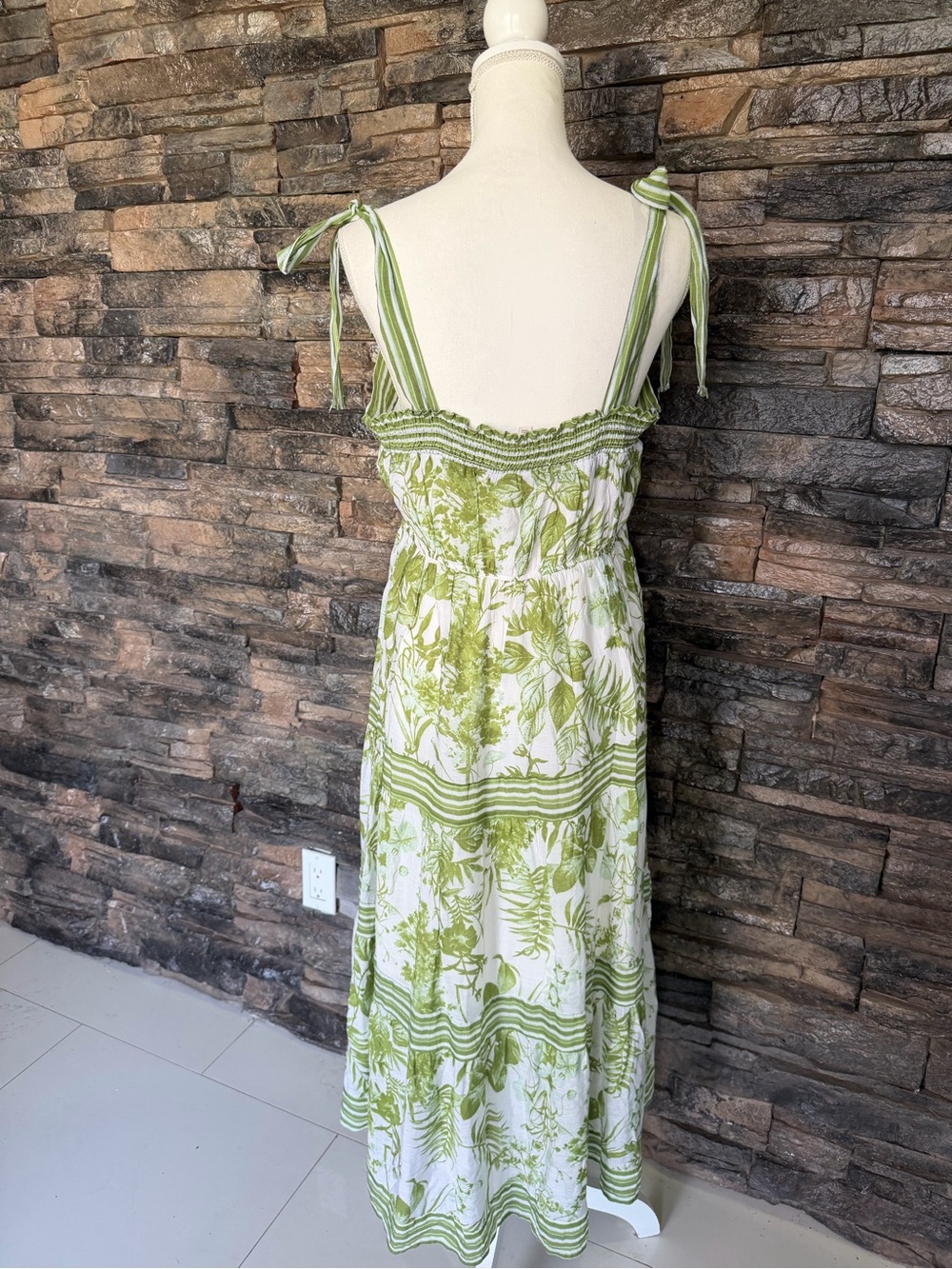 Sweet Wanderer White Maxi Dress with Green Botanical Print - Picture 5 of 12